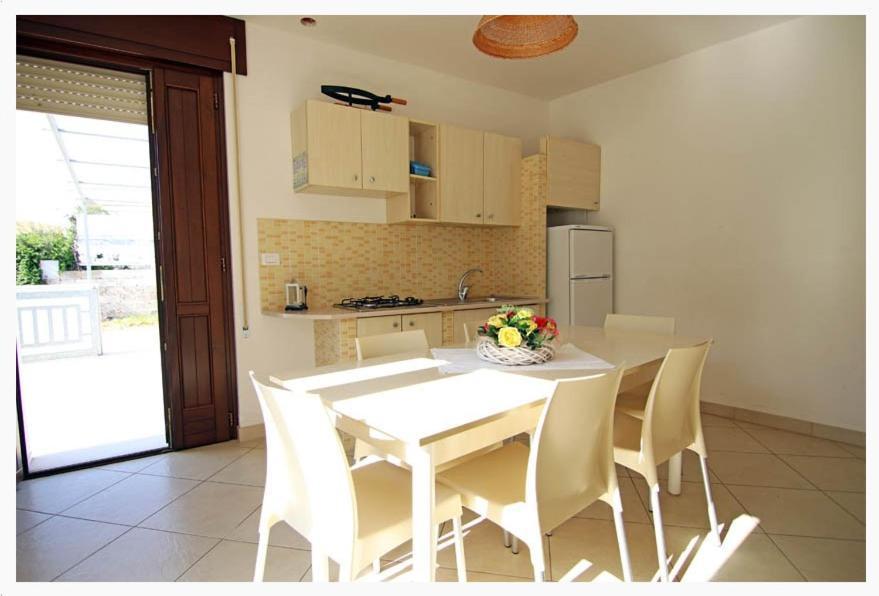 Villette Ninfee Marina di Mancaversa Luaran gambar